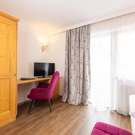 Alphof Stubaital Hotel 4*