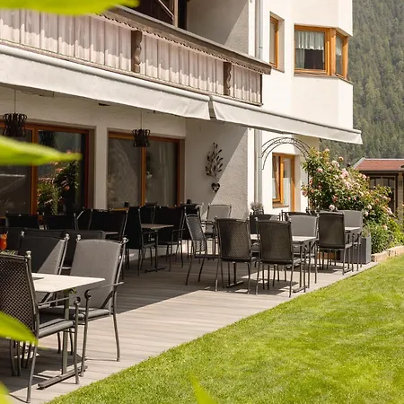 Alphof Stubaital 4*